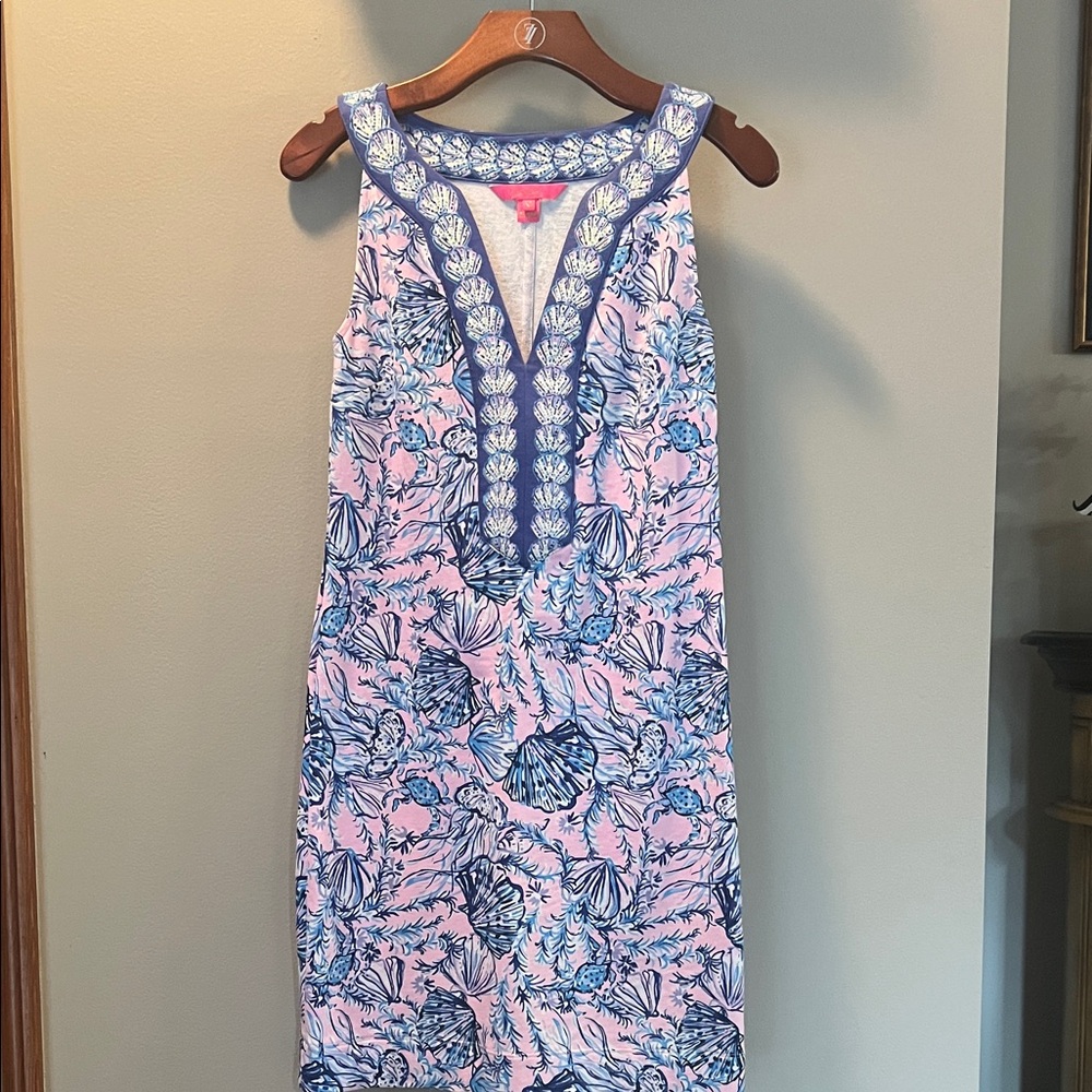 Lilly Pulitzer Elegant Blue and Pink Floral Dress